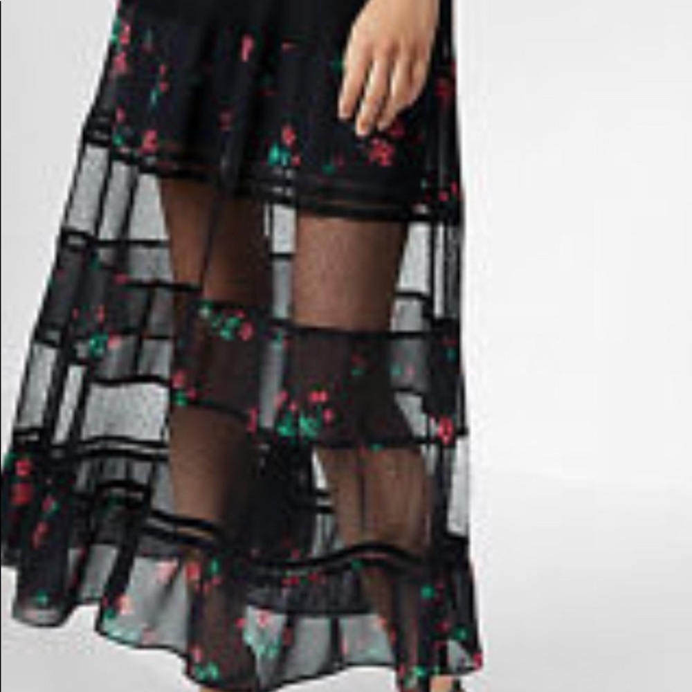 Dress - Picture 3 of 3